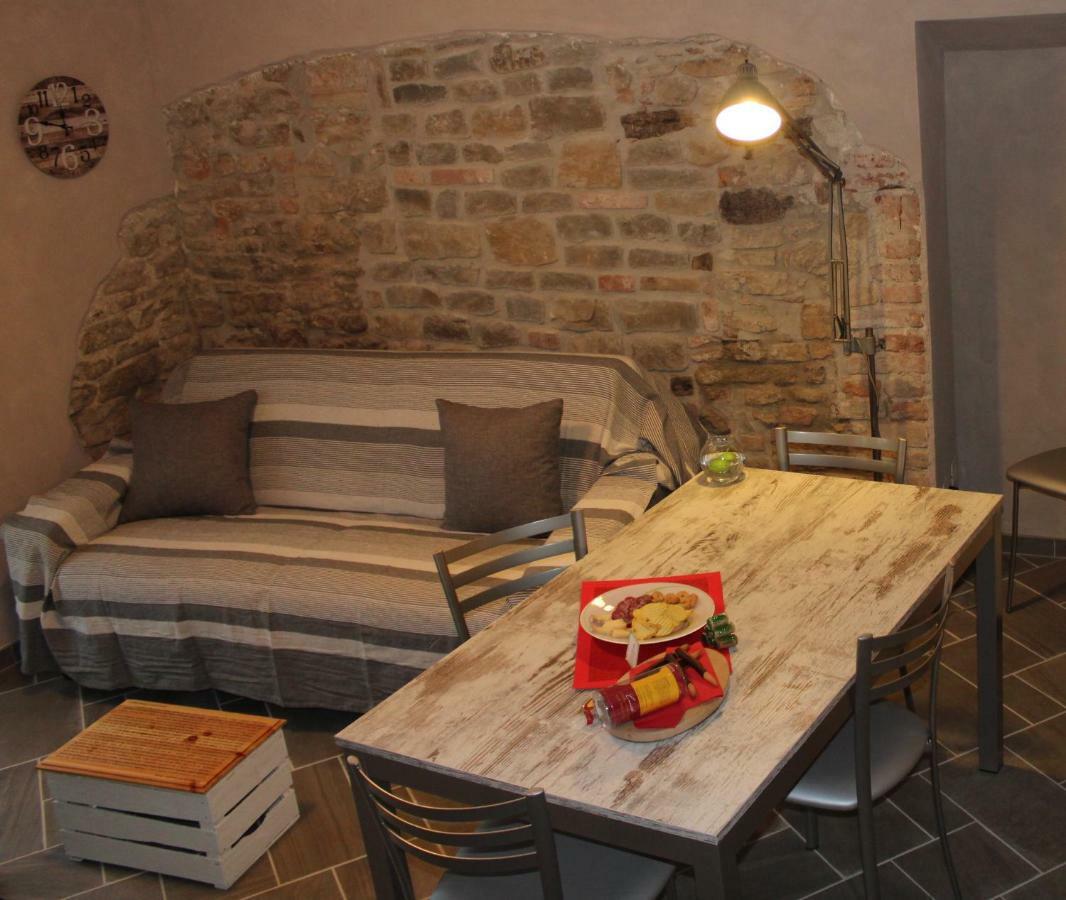 Langa 4 Love Apartamento Novello Exterior foto